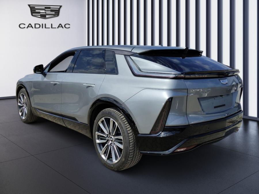 Cadillac Lyriq Sport