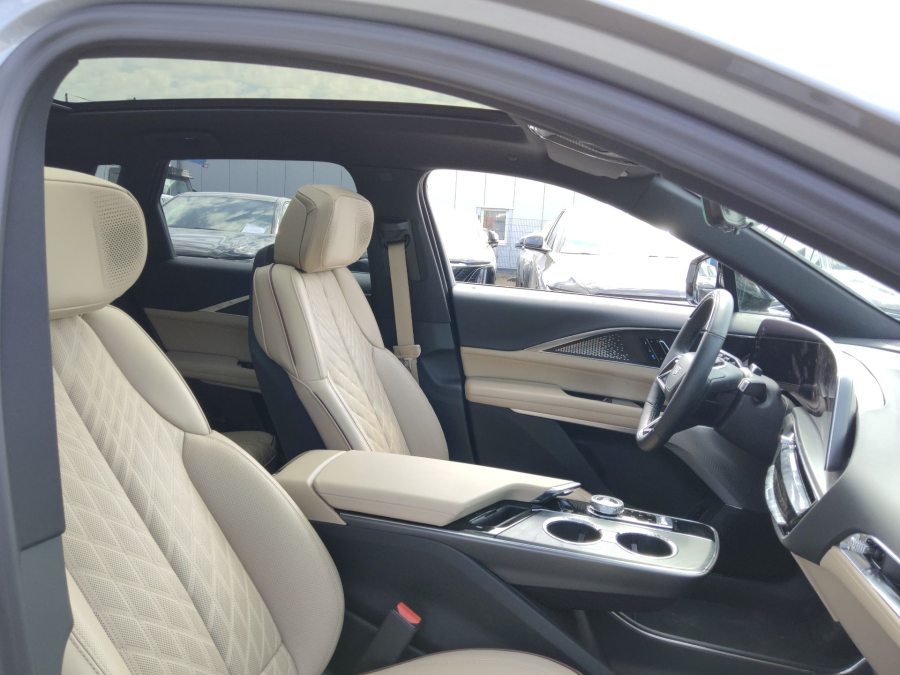 Cadillac Lyriq Sport