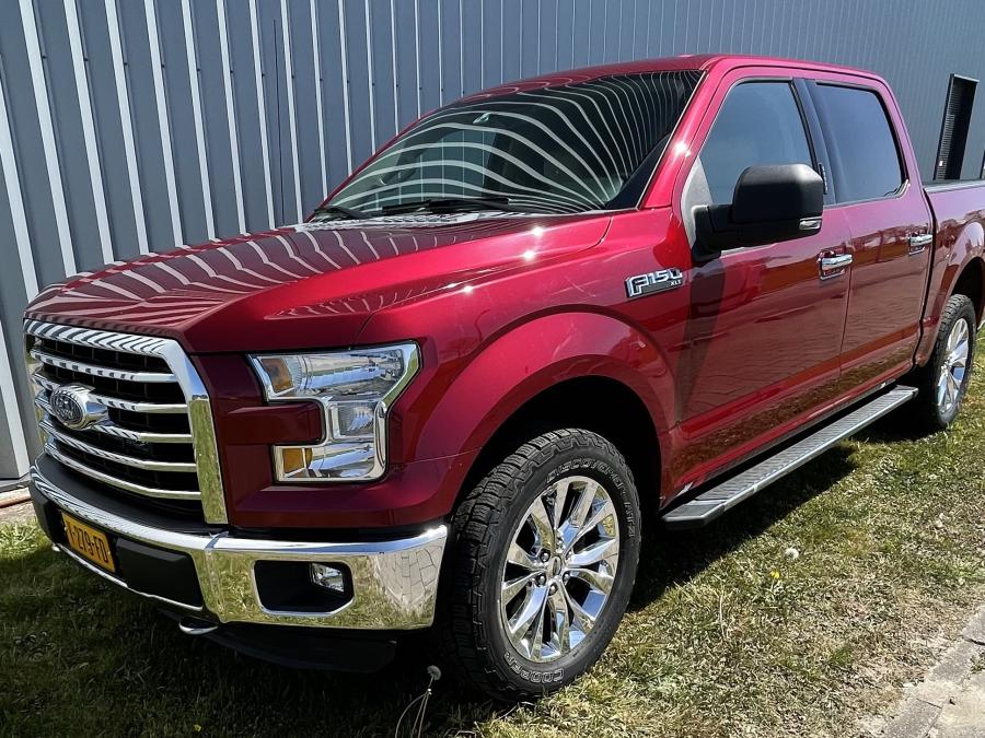 Ford F-150 XLT 5.0-V8