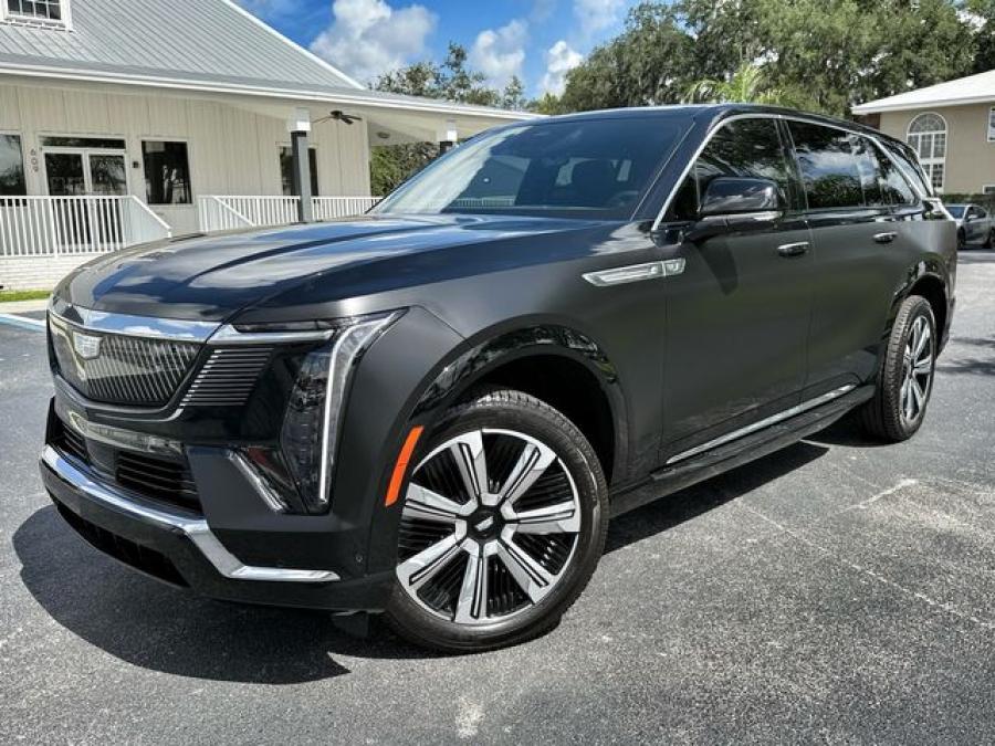 Cadillac Escalade  IQ EV Luxury 