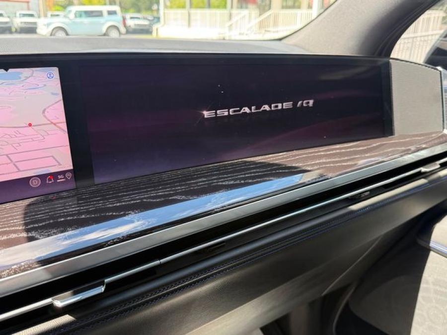 Cadillac Escalade  IQ EV Luxury 