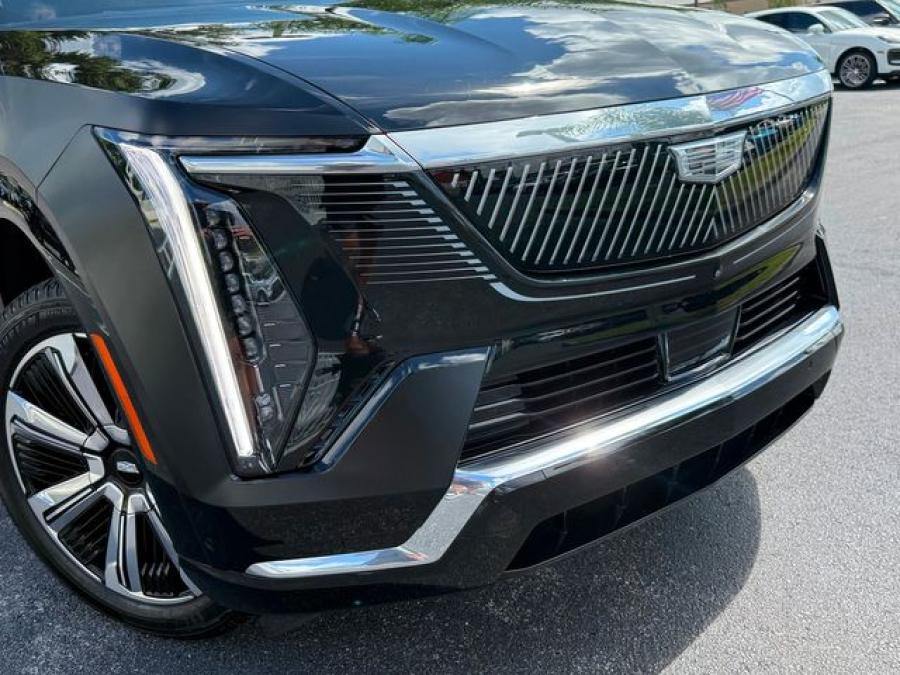 Cadillac Escalade  IQ EV Luxury 