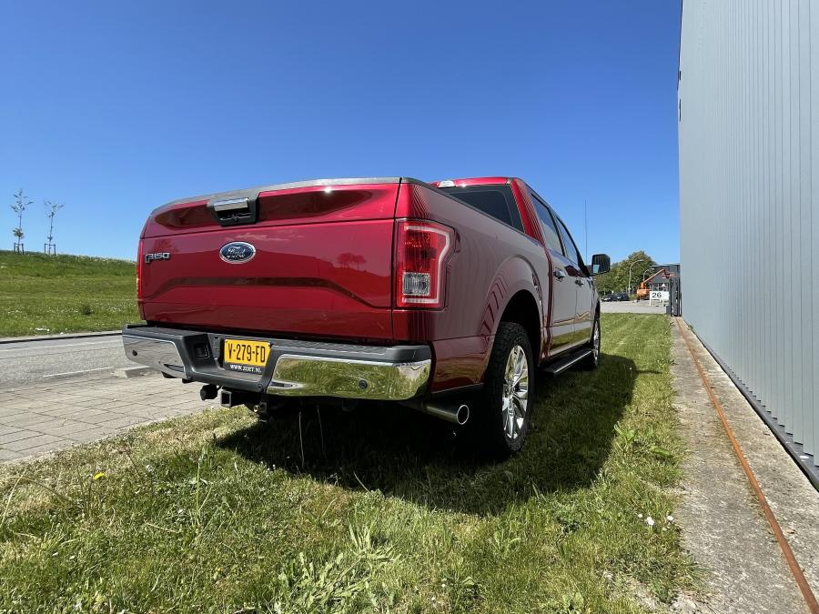 Ford F-150 XLT 5.0-V8