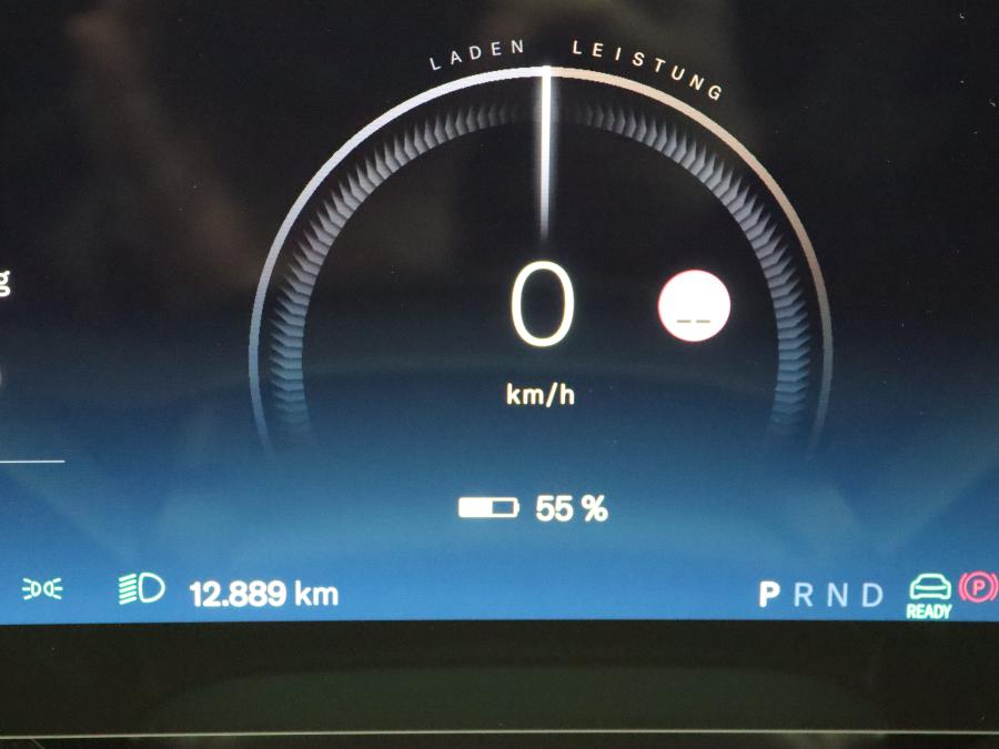 Lucid Air Pure