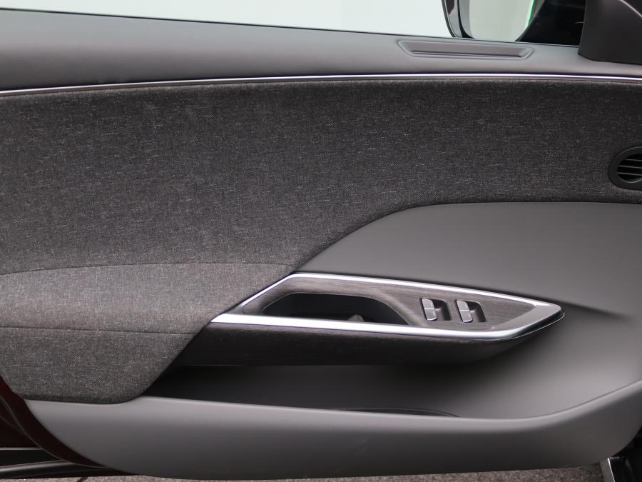 Lucid Air Pure