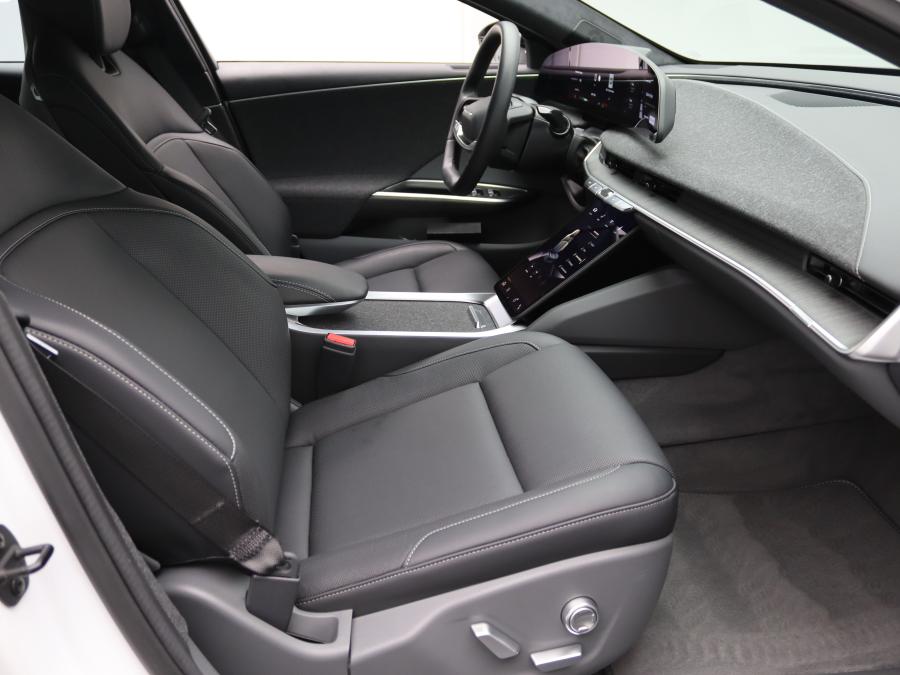 Lucid Air Pure