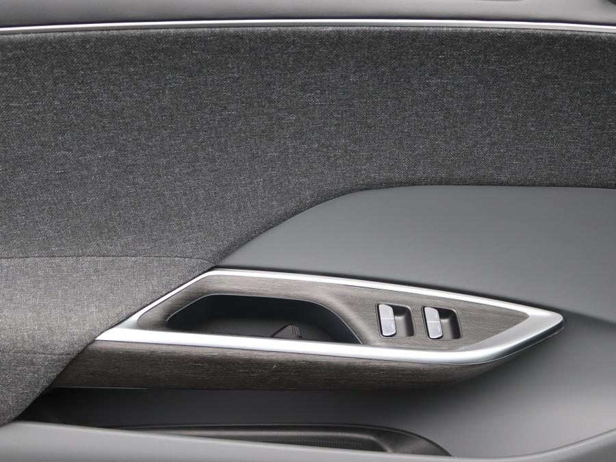 Lucid Air Pure
